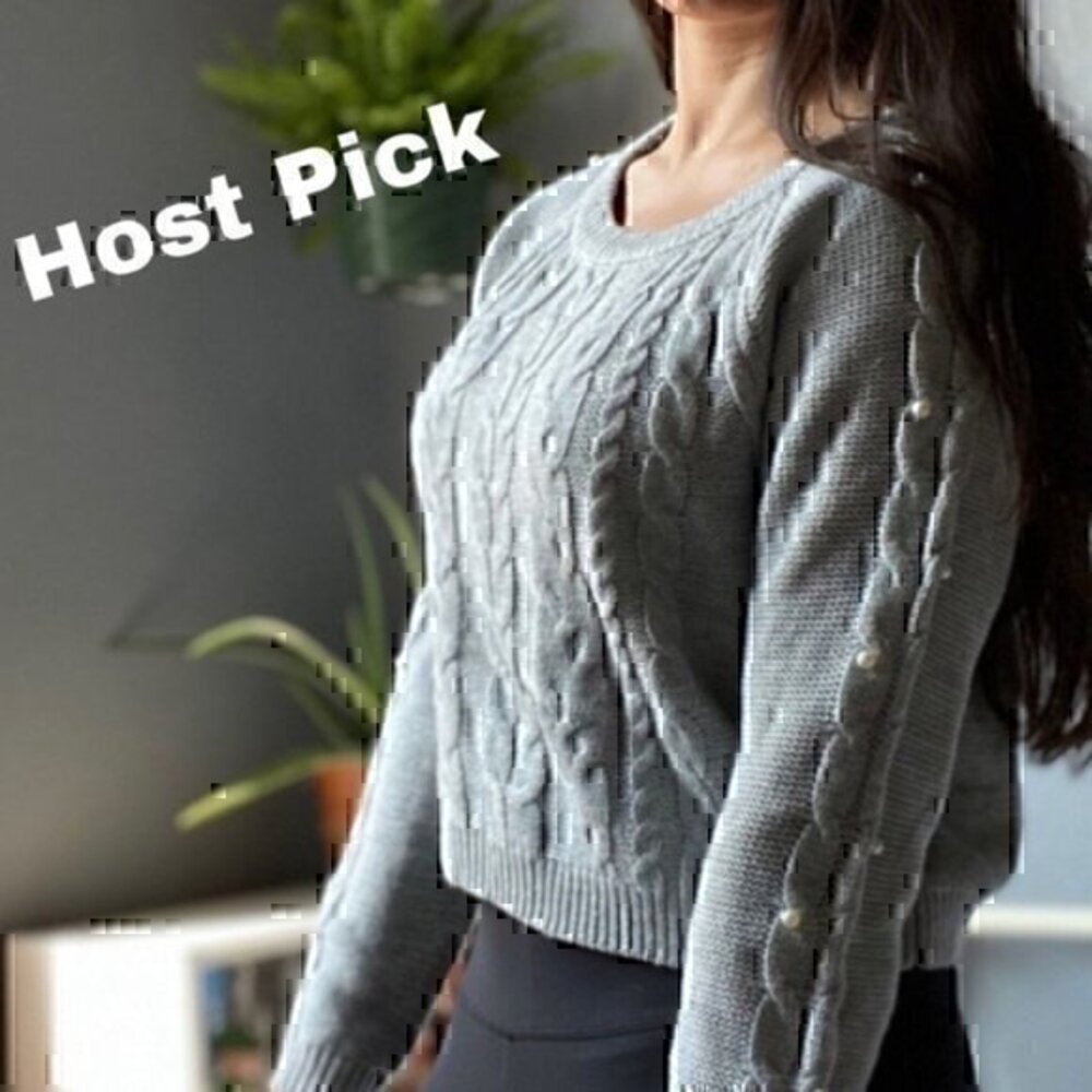 Freshman XS gray sweater with pearl detail on arms